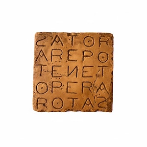 Plaza Sator/Tenet Arepo Opera Rotas