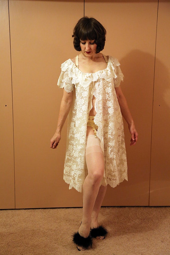 60s babydoll maternity lace dressing gown