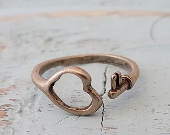 Couples Ring, Key Heart Ring,heart skeleton key ring, Girlfriend Boyfriend Rings, Promise Ring, Key to my Heart, valentines day gift