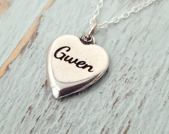 Personalisierte Herz-Halskette Kundenspezifische Initiale, handgravierter Sterlingsilber-Anhänger (verstellbare Kette, inklusive Geschenkbox)