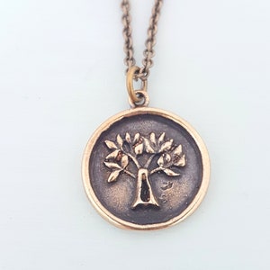 Tree of Life Necklace, Gold Bronze Personalized Gift Charm Tree of  Life Pendant Charm Simple Modern Necklace Gwen Delicious Jewelry Designs