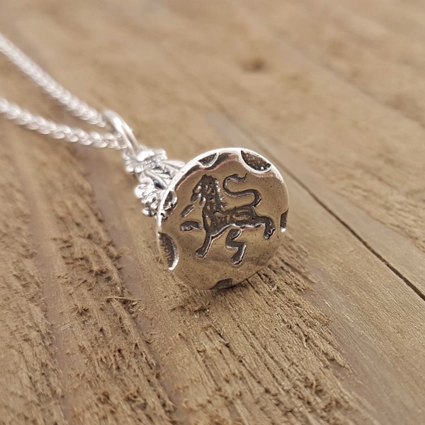 Silver Lion Rampant Wax Seal Stamper Necklace Lion Pendant Royal, Wax Seal Jewelry, Wax Seal Charm, Victorian Jewelry, Gift for Writer