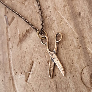 Scissor Necklace, Cosmetologist Gift , Gold Scissor Charm Necklace, Scissor Pendant Necklace, Sewing Gift, Gift for Hair Stylist