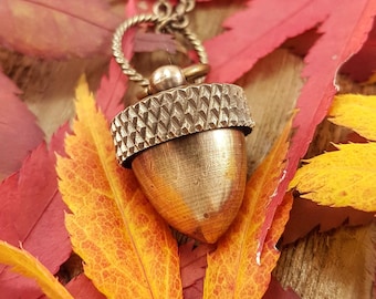 Eichel Kanister Locket Einäscherung Asche Stash Halskette - Massives Antikes Messing - Mehrere Kettenlängen erhältlich