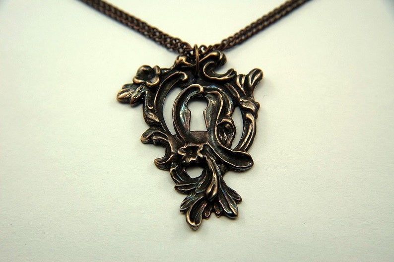 victorian key pendant necklace