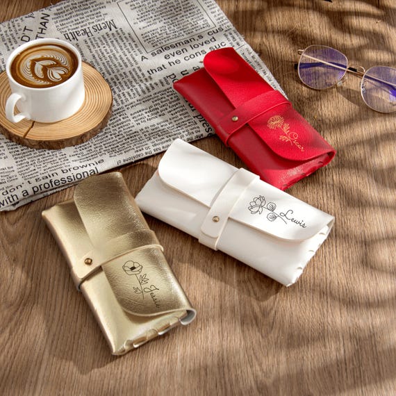 Étui à Lunettes En Cuir Personnalisé Fleur De Naissance - Boîte Souple Cadeau Demoiselle D'Honneur