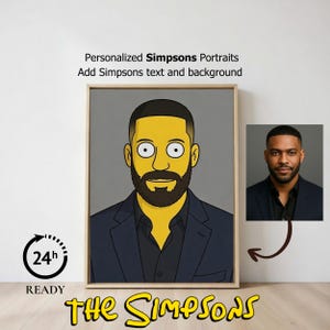 Op de afbeelding: Een ingelijst portret in de stijl van The Simpsons, met een man met gele huid, een donkere baard en een marineblauw pak. De tekst luidt "Personalized Simpsons Portraits" en "The Simpsons". Een kleinere foto van de man staat ernaast.
