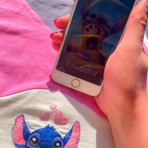 Cropped tops feitos à mão com upcycling: ponto bordado, cropped Stitch, cropped pastel, top Pilates, bordado Minnie, Lilo Stitch