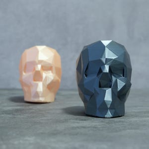 Low Poly Skull Pen Holder | Skull Pen Pot, Make Up Brushes hHolder | Unique Desk Pens Holder | Gothic Desk Decor | 3D Printed Pen Holder