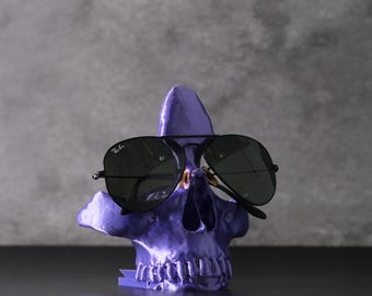 Goth Skull Glasses Holder | Eyeglass holder, Spectacle holder, Sunglasses holder | Customisable in many colors | Skull home decor