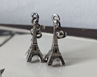 Vintage 1960s Eiffel Tower Paris Souvenir Charm Earrings