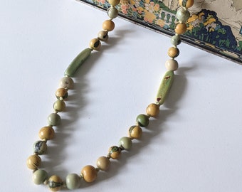 Vintage 1920s 1930s Green + Yellow Splatter Beaded Necklace