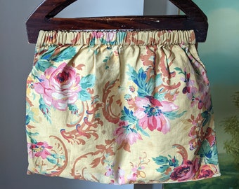 Vintage 1940s Floral Fabric + Wood Knitting Bag