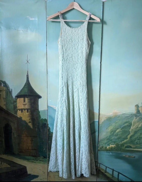 AS IS Vintage 1930s Pale Yellow Green Lace Gown - image 1