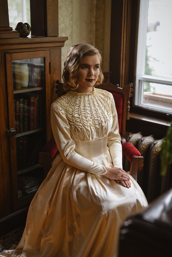 1940s Glam Spiderweb Candlelight Satin Wedding Gown Etsy
