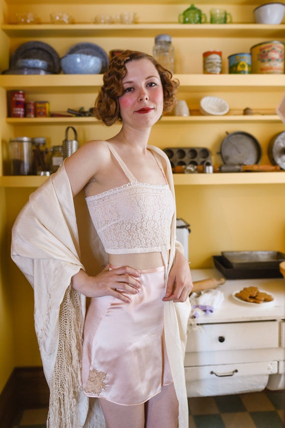 1910s Lace & Ribbon Brassiere