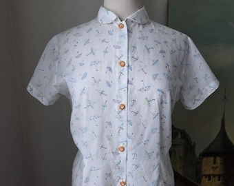 Vintage 1950s Umbrella Novelty Print Blouse