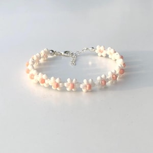Beaded Flower Bracelet, Coral & Pink Daisy Chain Flower Bracelet, Handmade Seed Bead Bracelet For Women, Floral Summer Adjustable Bracelet