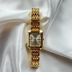 Classic vintage gold watch for women timeless elegant watch gift for her womens watch