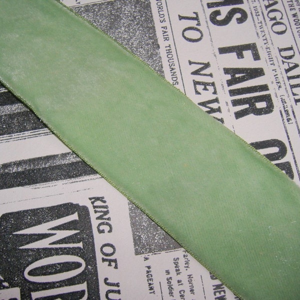 Vintage Moss GREEN VELVET RIBBON (( over 4 yards X 1 1/4 inches wide ))