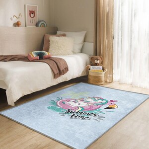 Alfombra de verano con unicornio azul: adorable tapete de juegos con dibujos animados para niñas, suave alfombra para bebés, decoración pastel para habitación infantil - Idea de regalo para baby shower