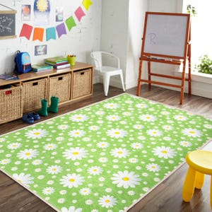 Green Daisy Kids Rug – Soft Floral Playmat for Nursery, Toddler Room - Baby Shower Gift | Non-Slip, Cozy, Washable Carpet