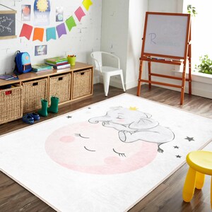 Alfombra de juego para niños con diseño de mapa de la ciudad, coches, árboles y animales. Suave, antideslizante y lavable. Perfecta para salas de juegos, guarderías y zonas de aprendizaje.