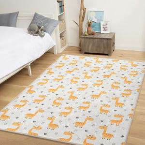 Giraffe Safari Nursery Rug – Soft Yellow Jungle Baby Room Carpet with Cute Animal Print for Toddler Playroom, Montessori - Shower Gift