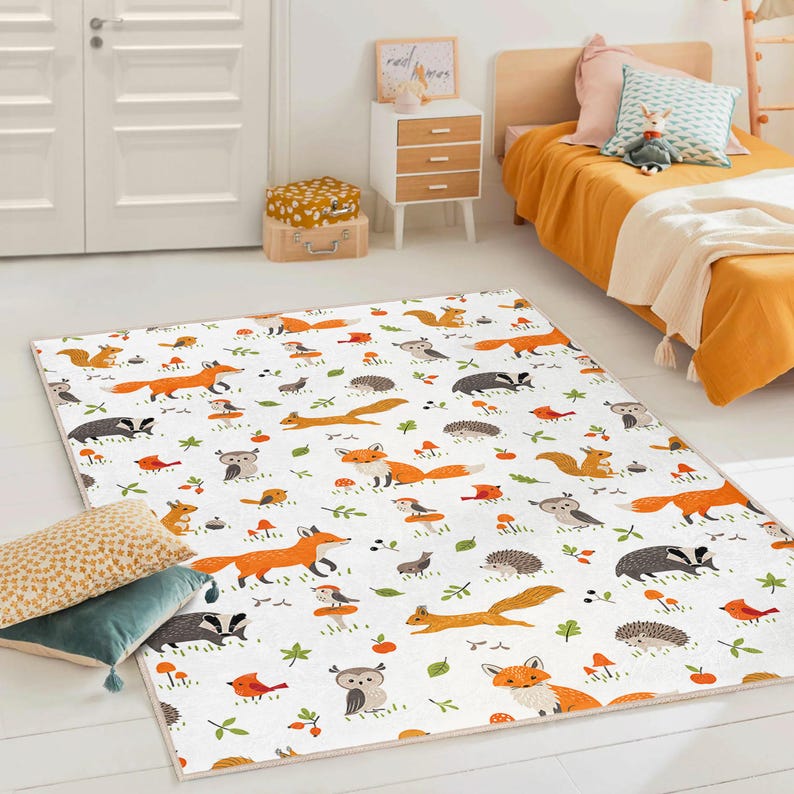 Alfombra caprichosa con animales del bosque – Alfombra suave para habitación infantil con zorro, ciervo y erizo – Tapete para sala de juegos infantil – Ideal para baby shower imagen 1