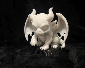 Statuetta di gargoyle gotico / Stampata in 3D in PLA, decorazione di Halloween