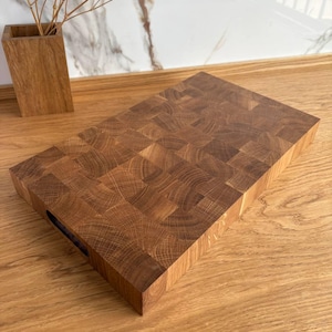 Tabla de cortar de roble de veta final hecha a mano, regalo de cocina de decoración rústica, regalo de inauguración de la casa de cocina, bloque de cortar de madera grande