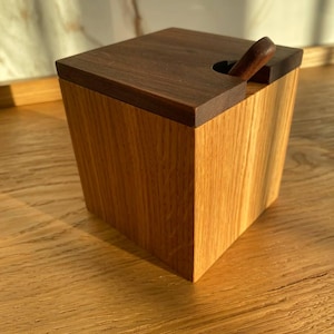 Handmade Oak Sugar Bowl with Walnut Lid & Spoon: Kitchen Gift
