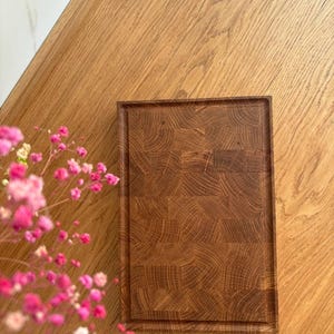 Handmade End Grain White Oak Cutting Board: Wooden Chopping Block image 4