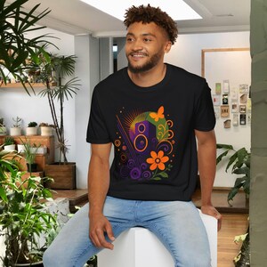 Frutiger Metro Shirt | Y2k Clothes | 2000's Nostalgia Clothing | Frutiger Metro Vibe | Nostalgiacore T-Shirt | 2000s Frutiger Style image 3