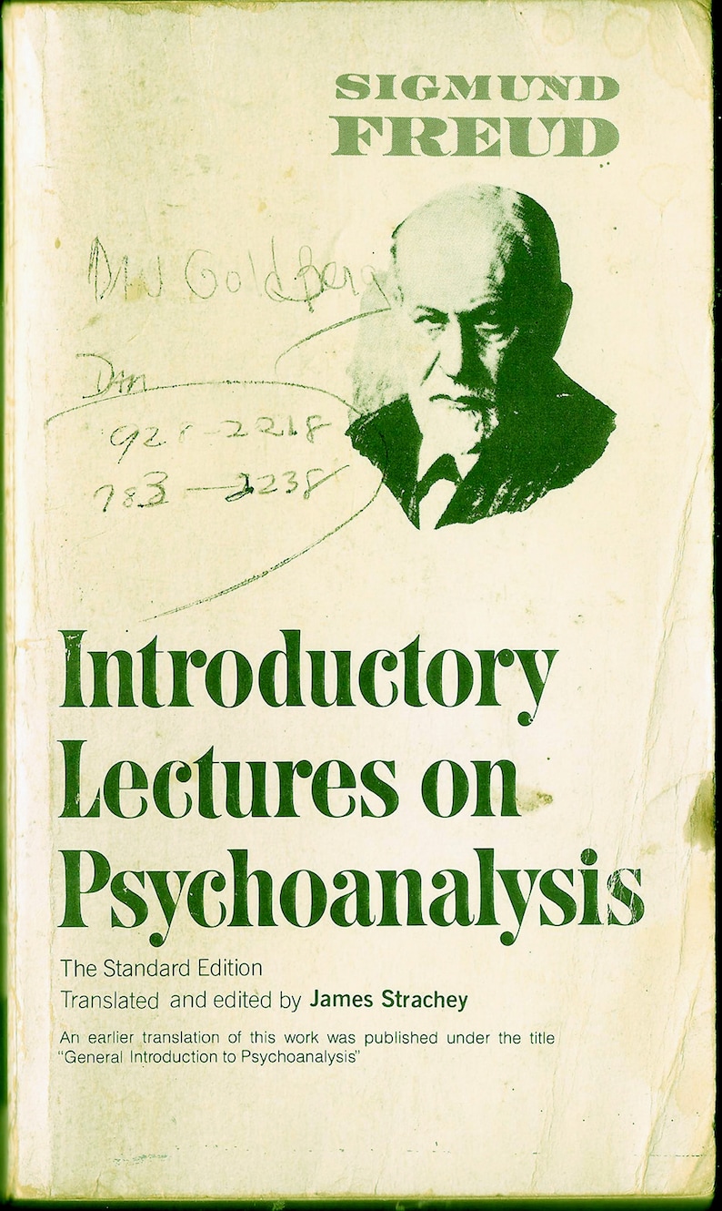 Może przedstawiać: Zielono-biała okładka książki z tytułem "Introductory Lectures on Psychoanalysis" autorstwa Zygmunta Freuda. Wydanie standardowe. Przetłumaczone i opracowane przez Jamesa Stracheya. Wcześniejsze tłumaczenie tej pracy zostało opublikowane pod tytułem "General Introduction to Psychoanalysis".
