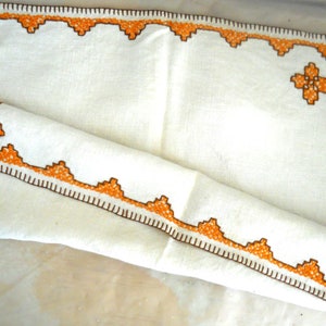Vintage Cross Stitch Handmade Doily Table Linen DecorMother&#39;s Day Party Birthday Wedding Handmade Needlework Folk Art Square Doily Serving
