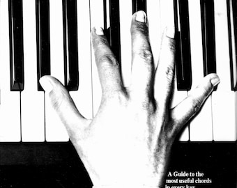 Guía digital de acordes en imágenes del pianista con los acordes más útiles en cada tonalidad Fotos y diagramas fáciles de leer PDF Música imprimible