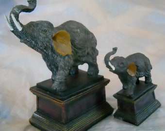 Elephant mother and child sculpture statue, hand carved figurine, Indian handcraft, home decor ornament, vintage pair of elephants set