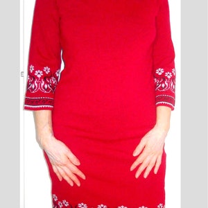 Ladies elegant knit dress, made in Ukraine, straight fit 3/4 sleeve round neckline body con dress flowers, vine border accent raspberry pink
