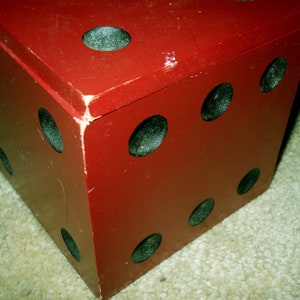 Liar&#39;s Dice Game Set, Liars Dice Case Wood, A Classic Bluffing Game, Front Porch Classic Game set, Poker Games, Board game