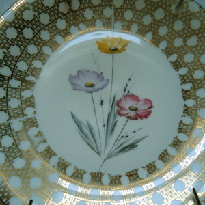 Mother&#39;s Day souvenir Vintage Bavaria Germany Serving Wall Decor Plate Floral Design Porcelain Plate Holiday Christmas Birthday Gift