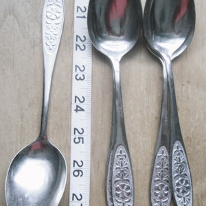 Lovely vintage stainless steel soup dessert spoons with long handle mirror finished silverplate Easter floral deco spoons free shipping