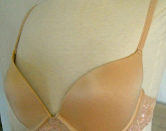 Padded Women's Size 36B Wonderbra, Vintage Push Up Beige Bralette, Adjustable Straps Bra, Woman's Birthday Gift