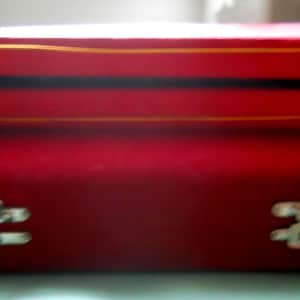 Vintage rote Samt glänzende Satin Schmuckschatulle, Retro harte Schmuckschatulle, Schmuckschatulle, Brautjungfer Schmuckschatulle, Weihnachtsferien Geschenk für sie