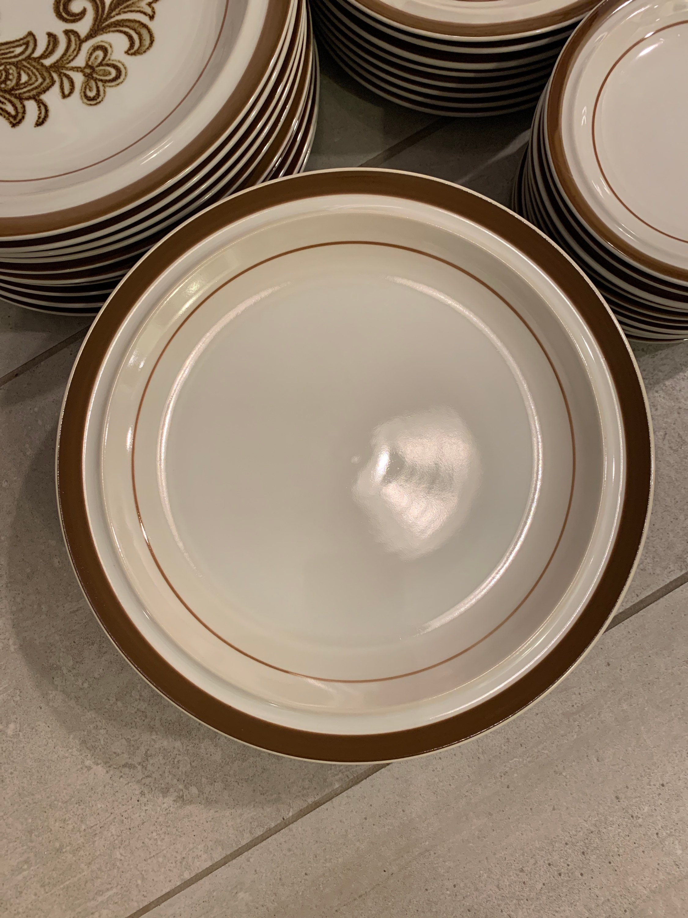 ブラウン モンテレー ストーンウェア バイ Mi ~ ヴィンテージ ディナー