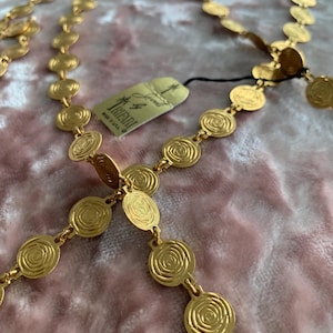 Vintage Trifari Long Gold Toned Necklace Swirl Pattern NOS 54”
