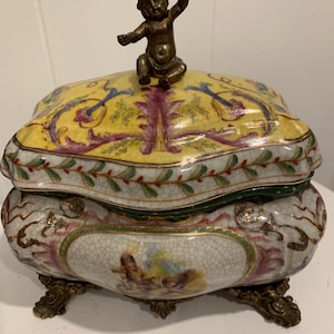 Wong Lee Porcelain Box - Etsy