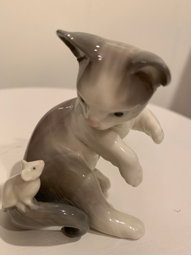 Lladró Cat With Mouse On Tail Vintage Porcelain Figurine | Etsy