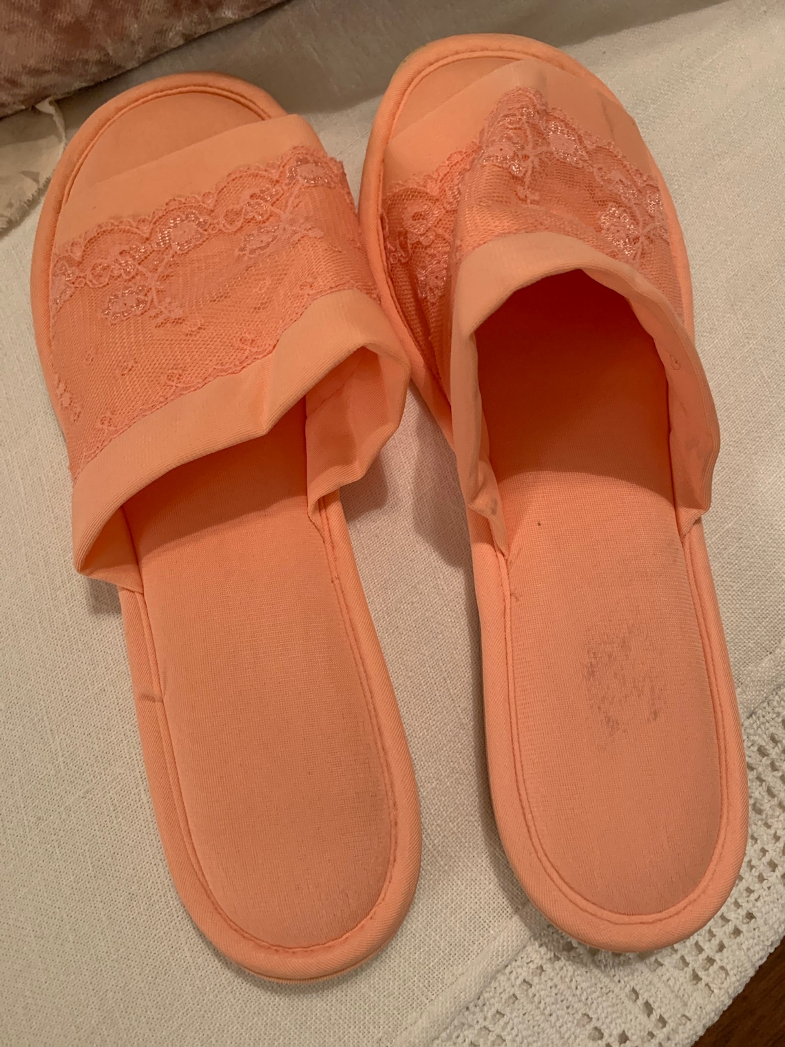 peach color slippers