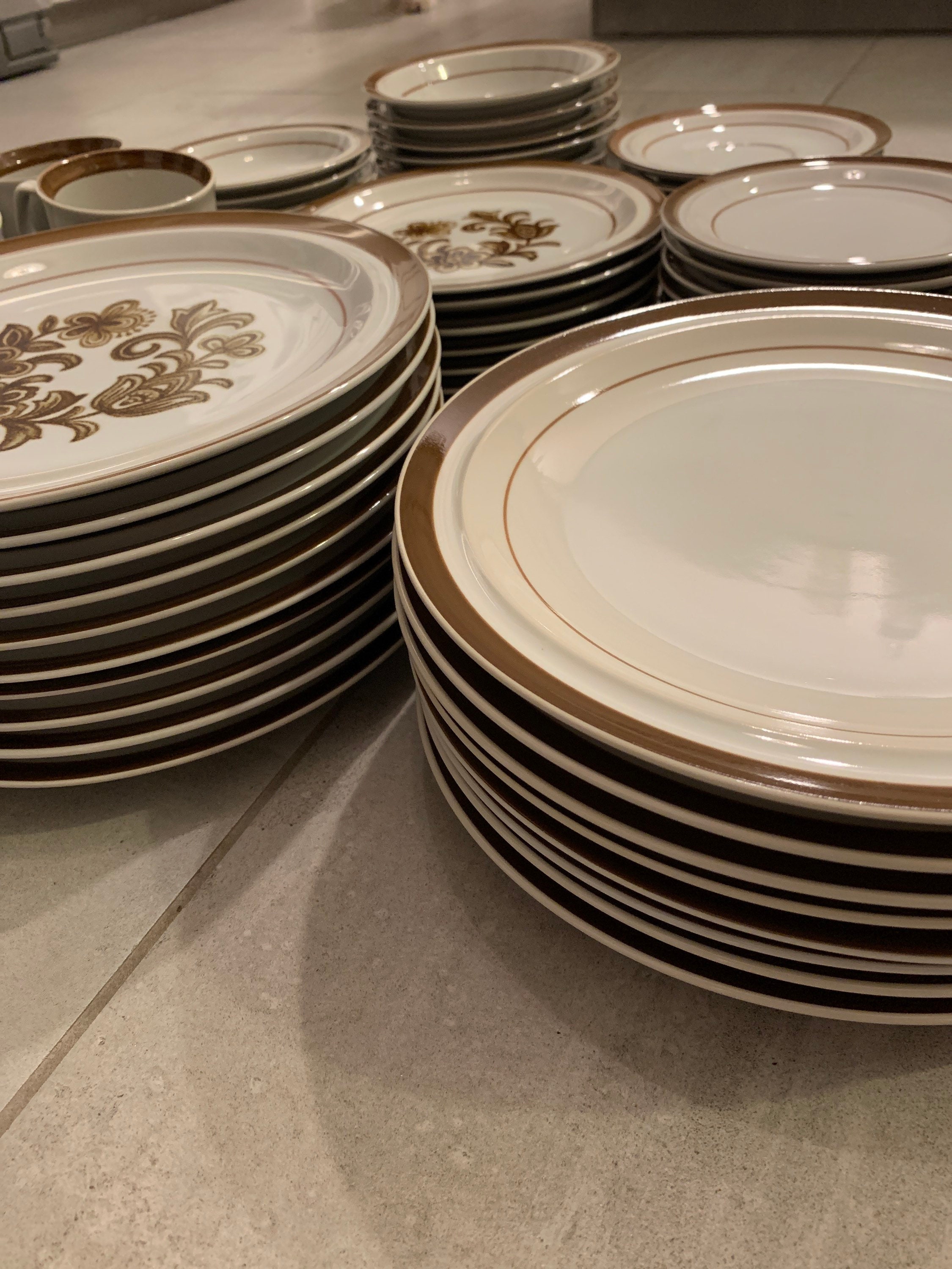 ブラウン モンテレー ストーンウェア バイ Mi ~ ヴィンテージ ディナー